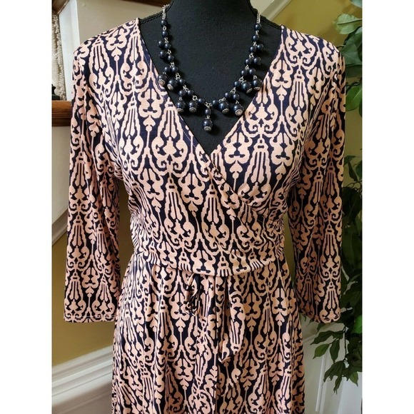 41 Hawthorn Faux Wrap Dress  Size M - Picture 2 of 11